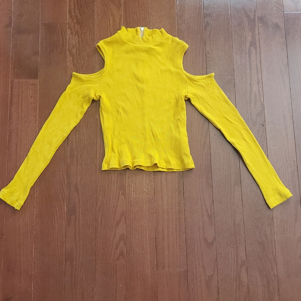 Mustard color top